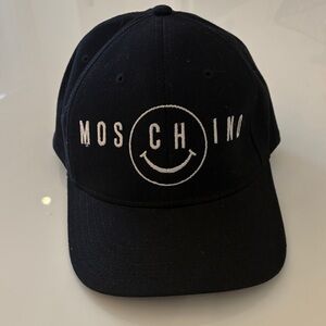Moschino Black adjustable hat with